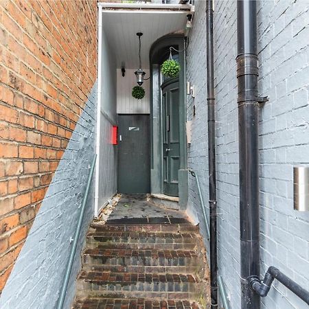 Romantic Getaway Studio Pods Close To City Centre With Free Wifi Derby Exteriör bild