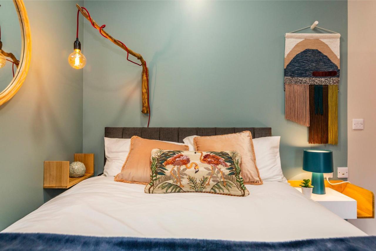 Romantic Getaway Studio Pods Close To City Centre With Free Wifi Derby Exteriör bild