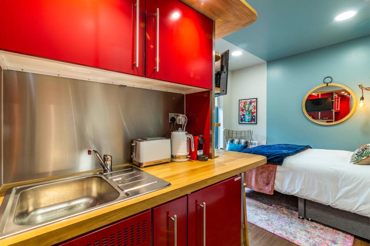Romantic Getaway Studio Pods Close To City Centre With Free Wifi Derby Exteriör bild