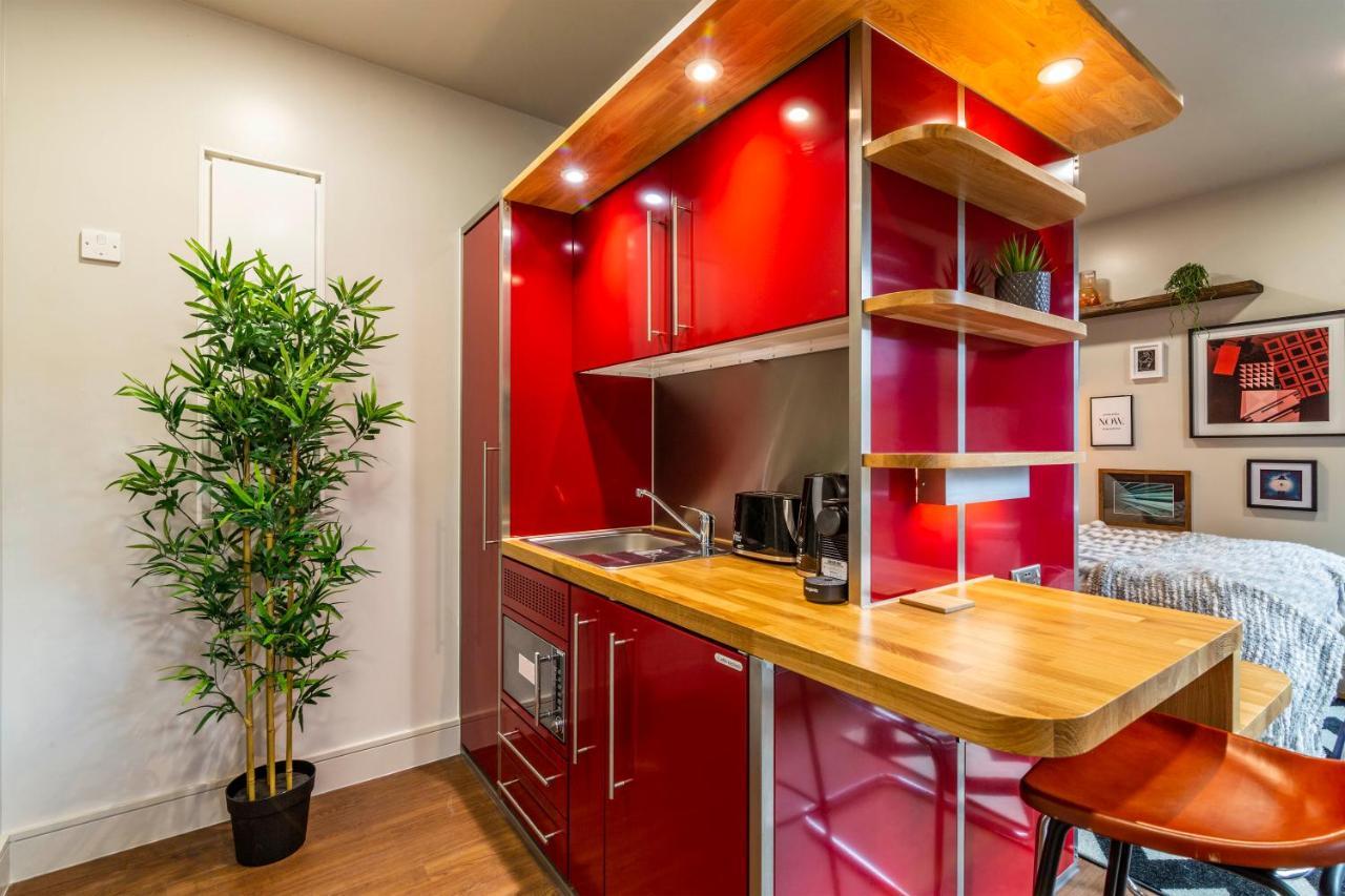 Romantic Getaway Studio Pods Close To City Centre With Free Wifi Derby Exteriör bild