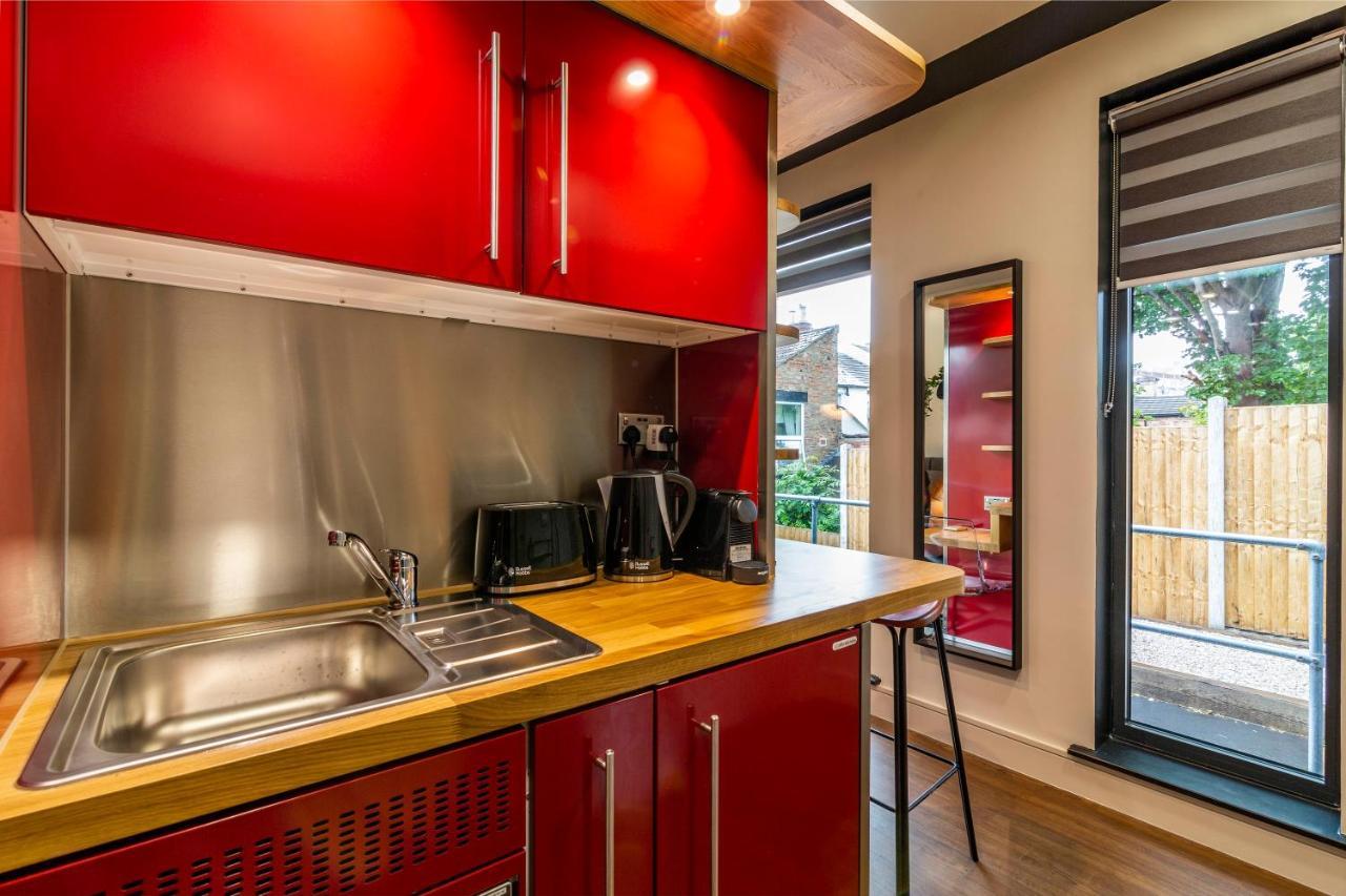 Romantic Getaway Studio Pods Close To City Centre With Free Wifi Derby Exteriör bild